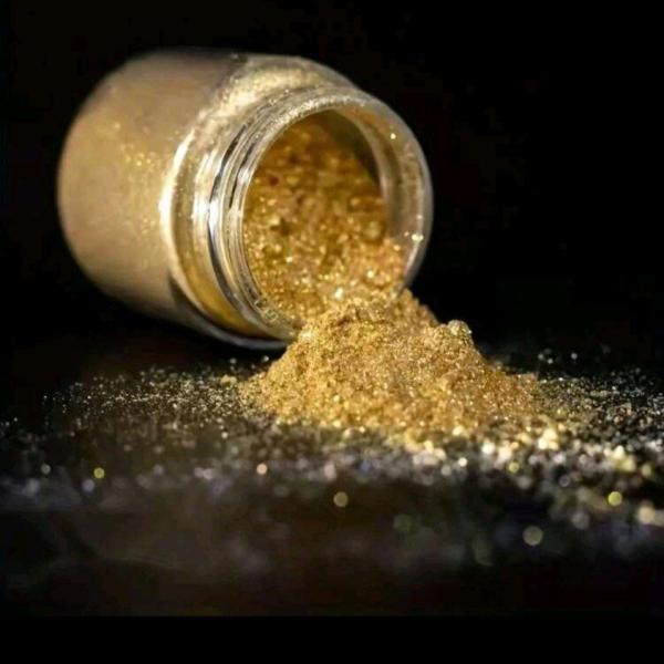 مسحوق المايكا الذهبي